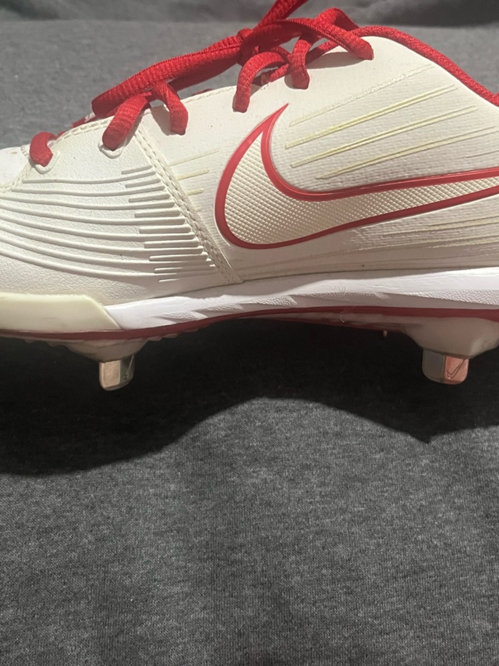 Nike White and Red Training Sneakers - Picture 3 of 10